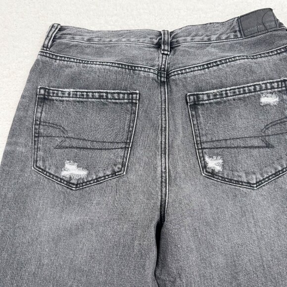 American Eagle Outfitters Womens High-Waisted Black Distressed Jeans Size 8 Shor - Picture 7 of 7